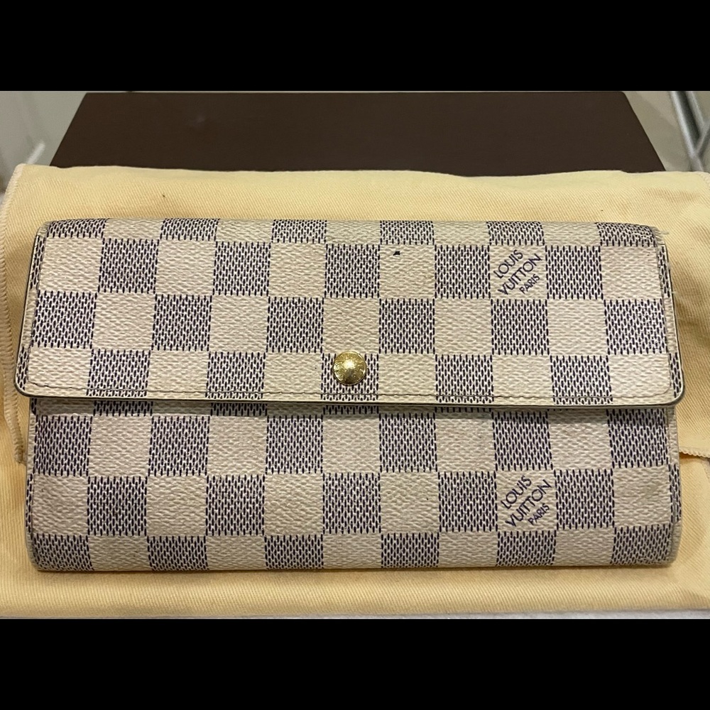 Louis Vuitton Damier Azur long wallet